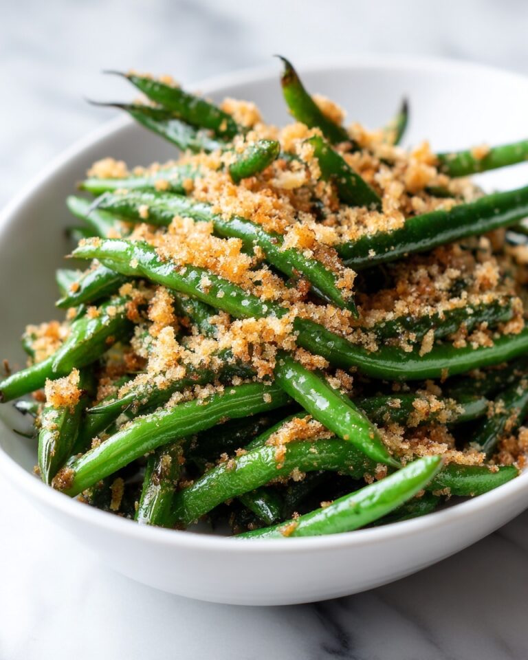 Italian Green Beans with Garlic, Parmesan, and Toasted Breadcrumbs Recipe